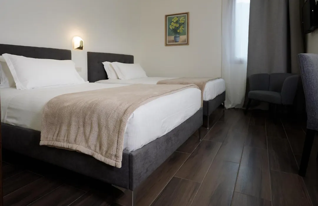 Hotel Delta Florence-1