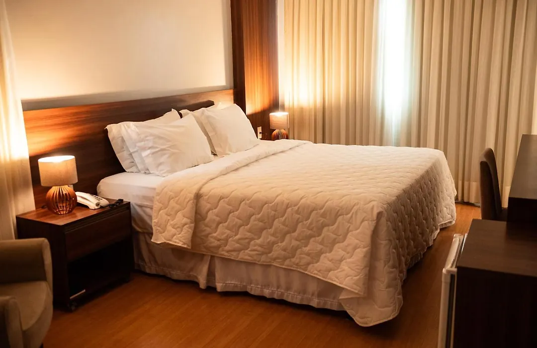 Hotel Serrano-1