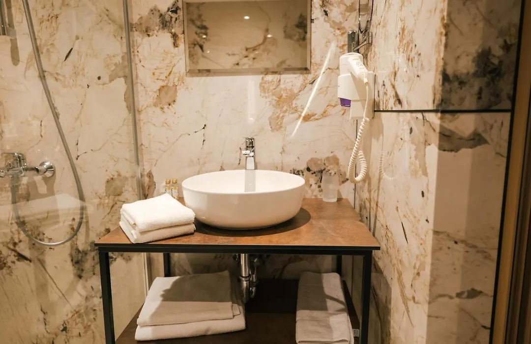 Triada Hotel-1