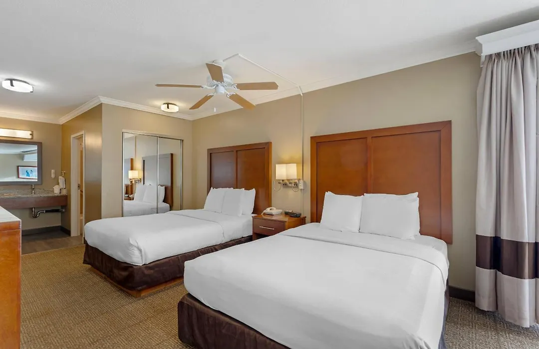Comfort Inn & Suites Ocean Shores-1