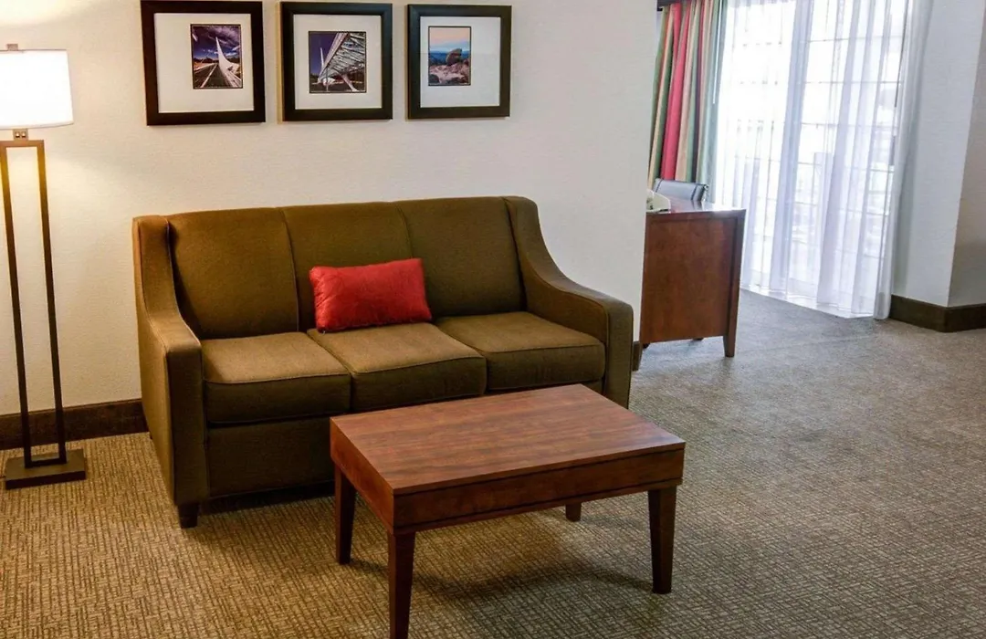 Comfort Inn Redding Near I-5-1