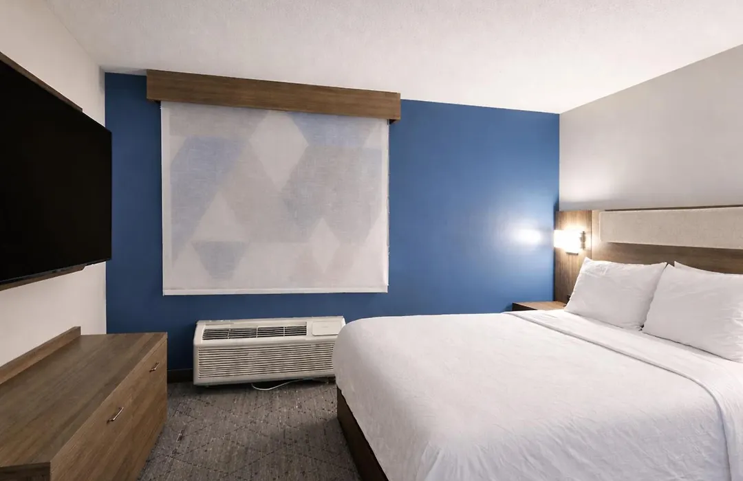 Holiday Inn Express Hotel & Suites St. Paul - Woodbury By Ihg-1