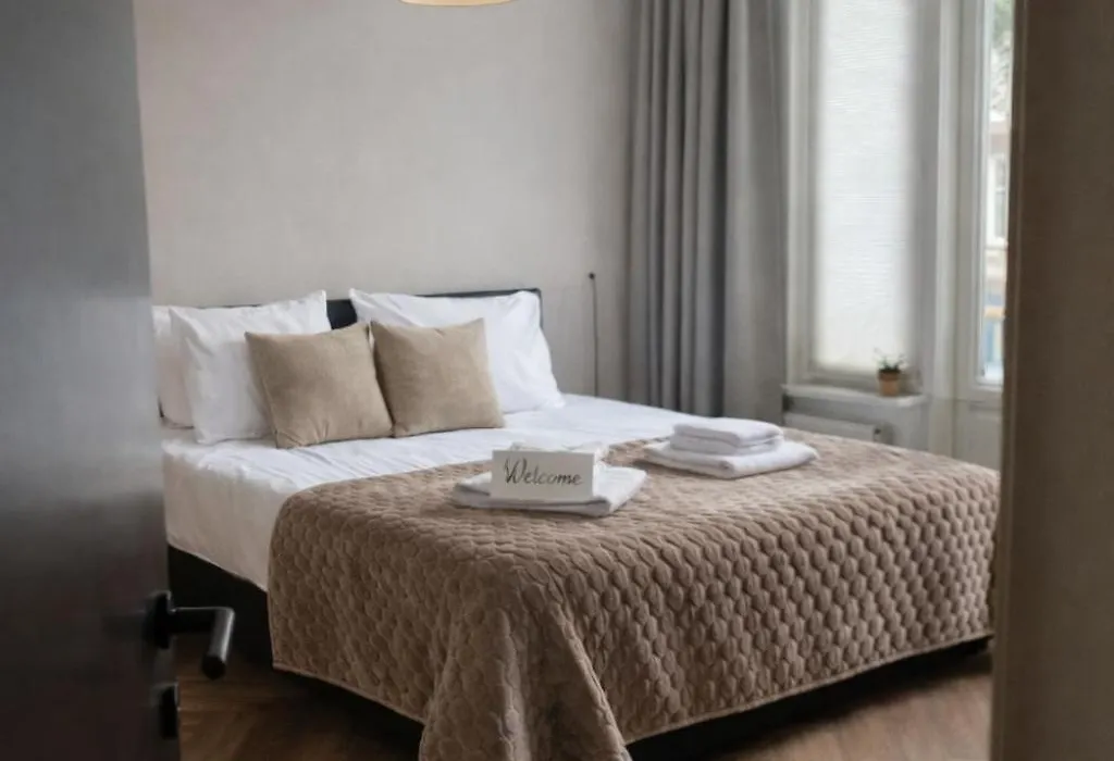 Hotel De Grote Kade I Boutique Hotel aan de Haven in het Centrum van Goes-1