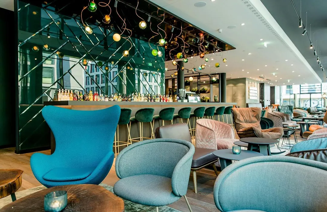 Motel One Stuttgart-Hauptbahnhof-1