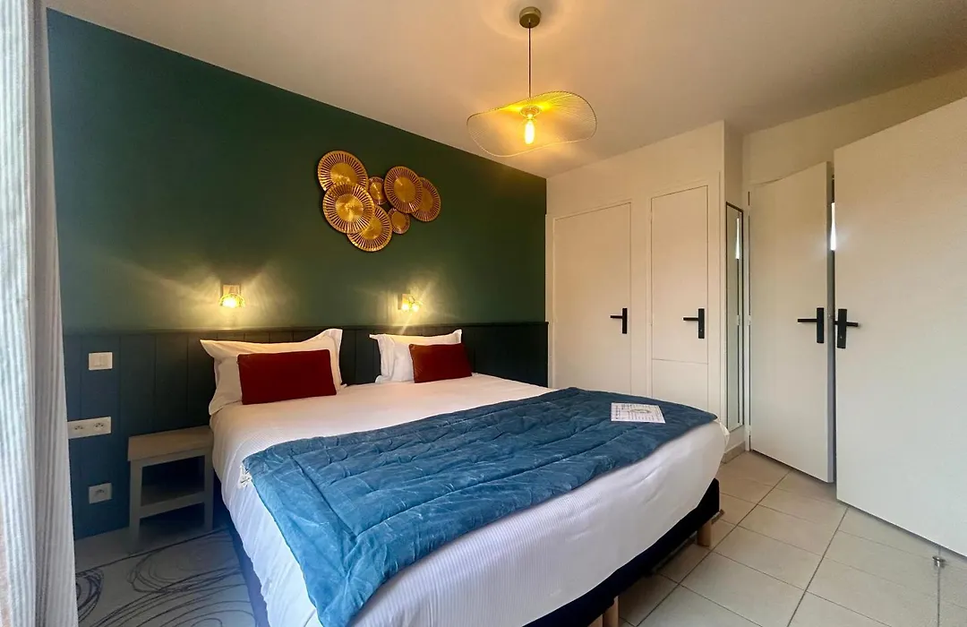 BRIT HOTEL CONFORT Lannion vers Perros-Guirec-1