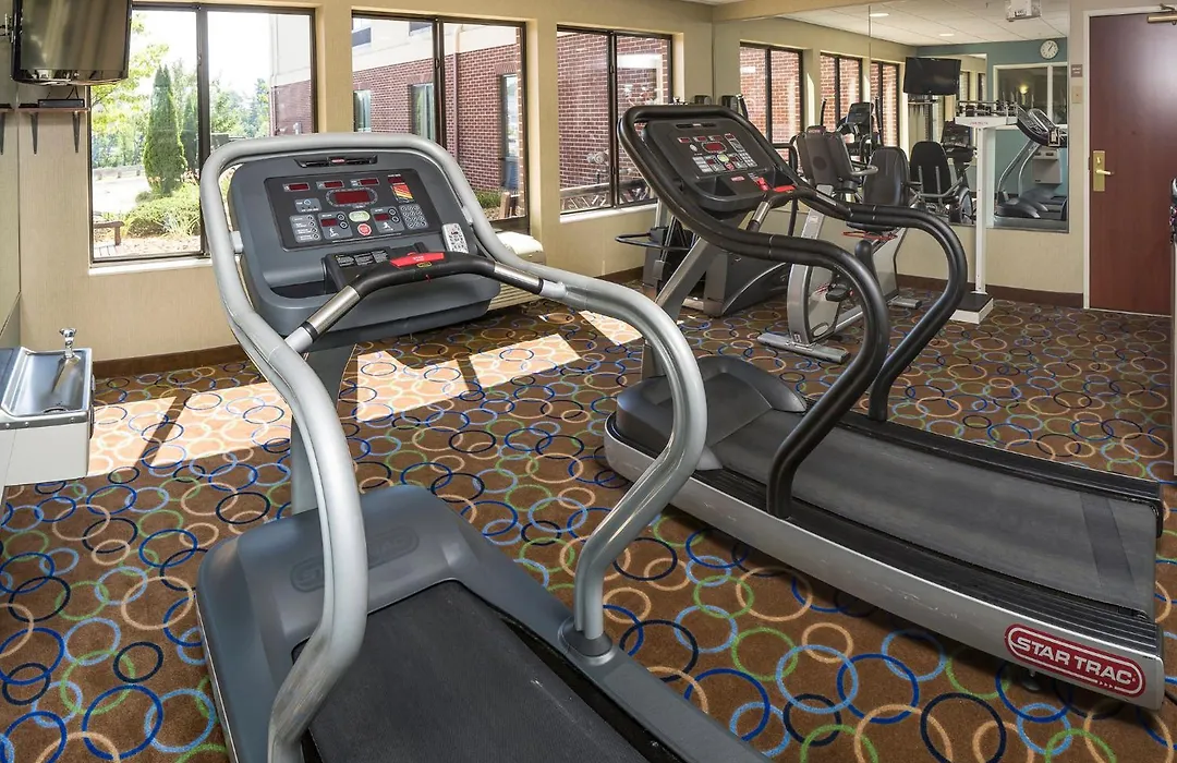 Holiday Inn Express Hotel & Suites Manchester - Airport By Ihg-1