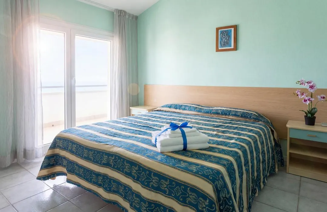 Bahamas Residence & Spa-1