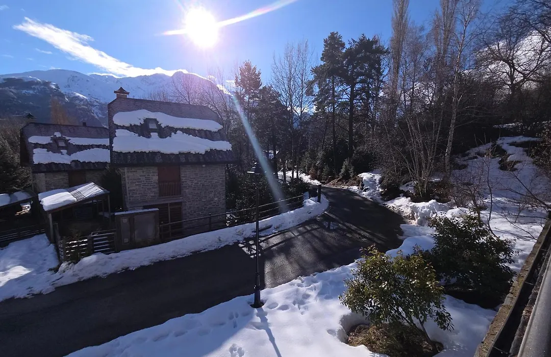 Abadia Del Pirineo-1