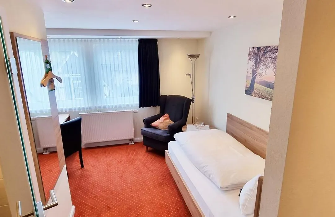 Hotel Hanses-Braeutigam-1