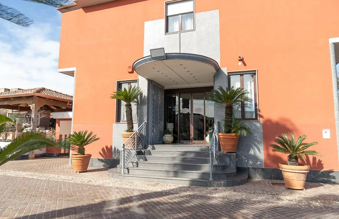 Hotel Paradiso-1