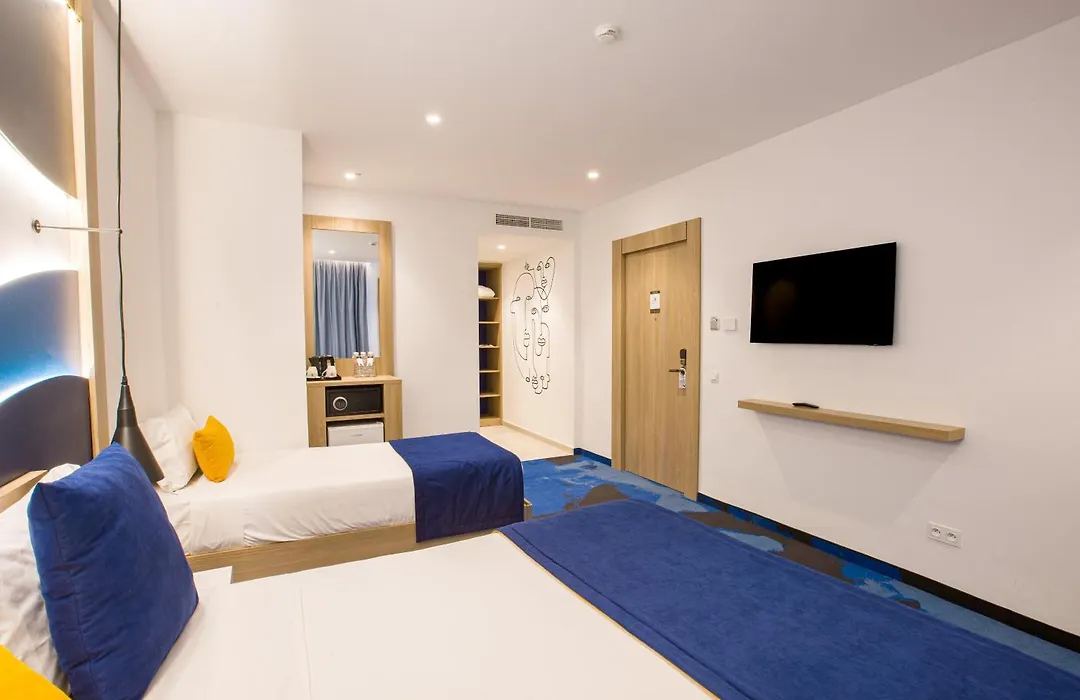 Hotel Carlton-1