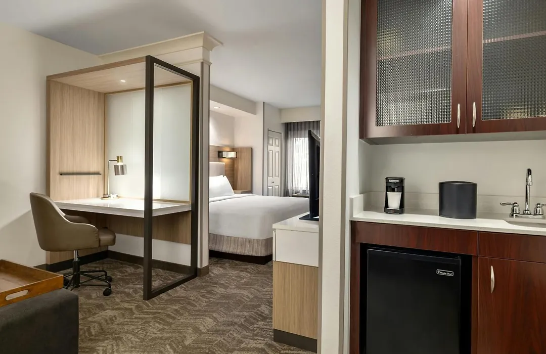 Springhill Suites Fresno-1