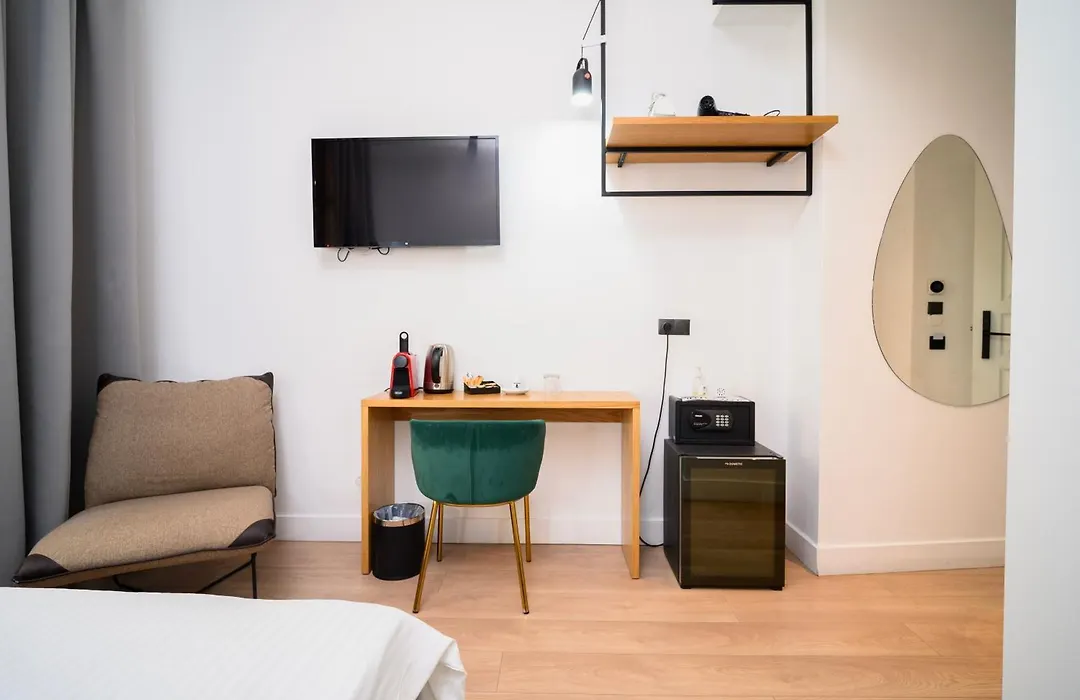 The Maroon Bottle Hotel-1
