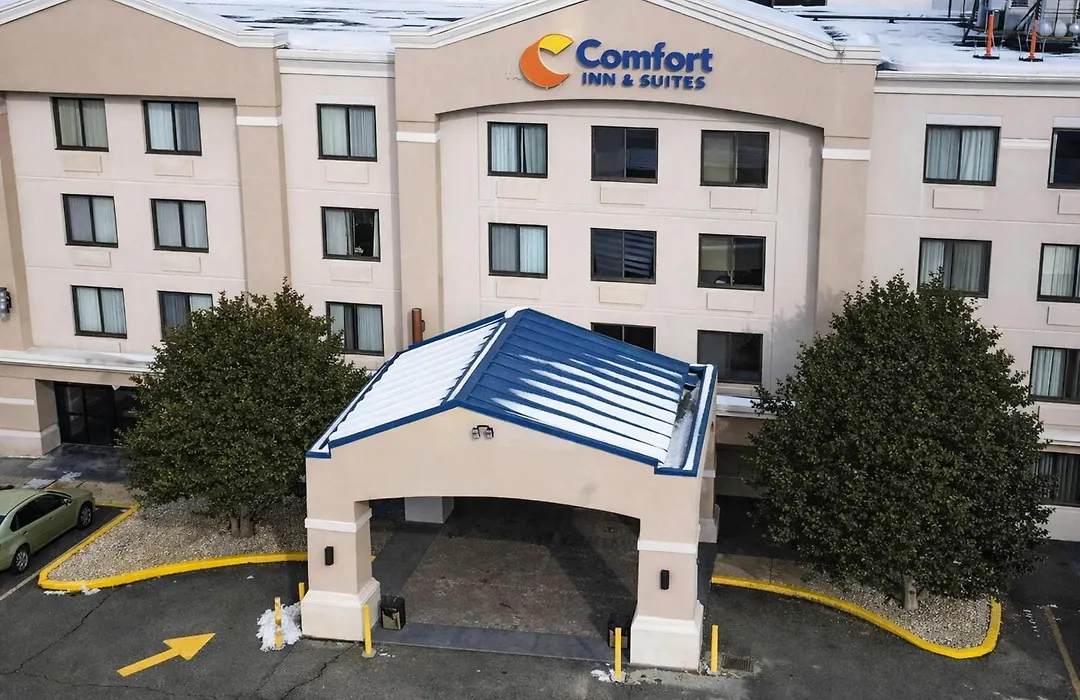 Comfort Inn & Suites Meriden East-1