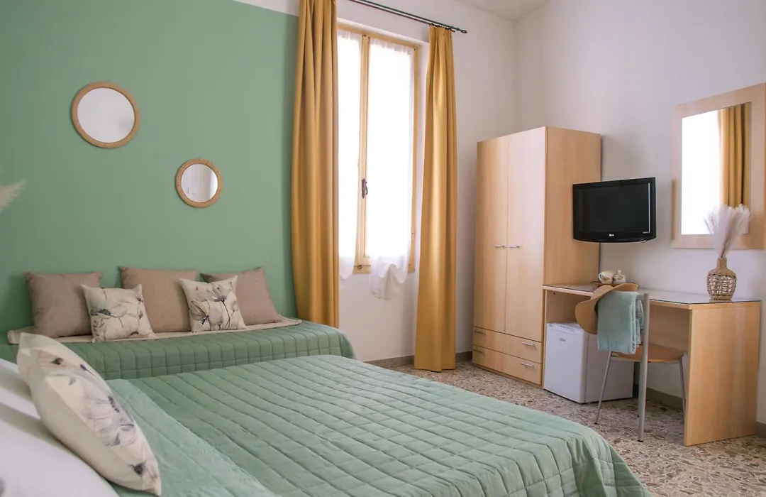 Actinia Accommodation-1