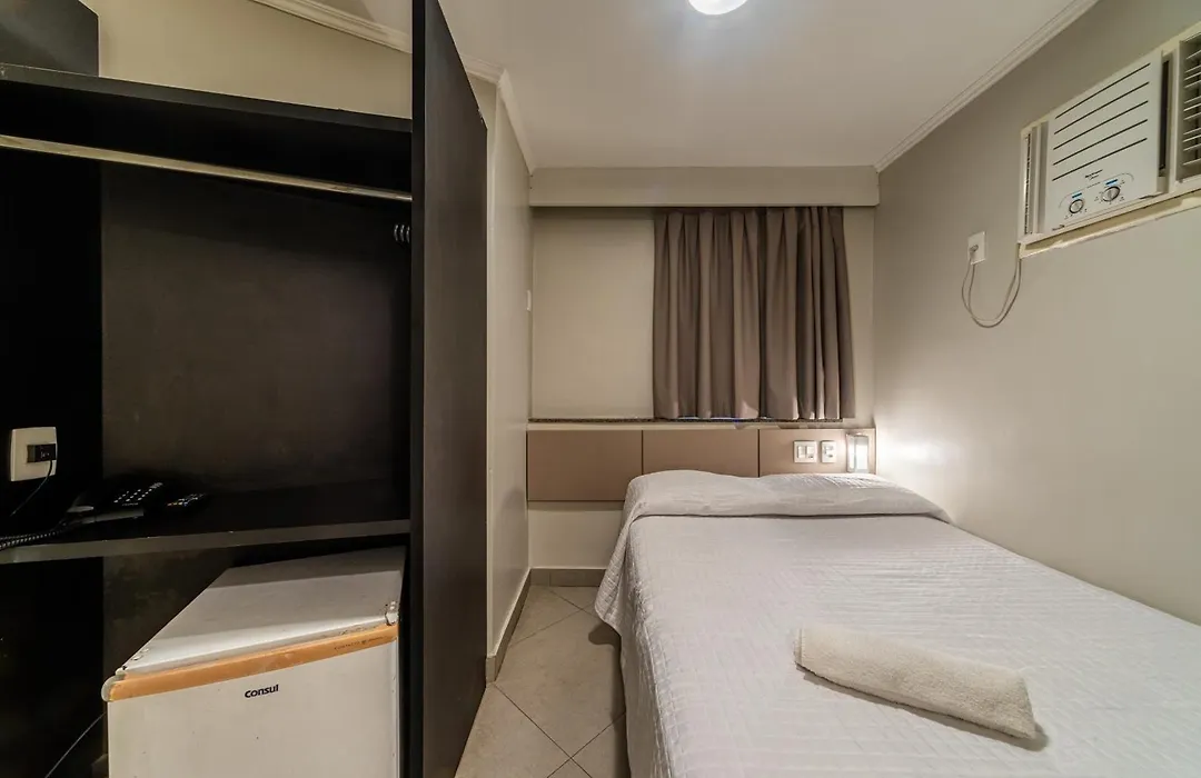 Minuano Hotel Express próx Orla Lago Guaíba, Mercado Público, 300 m Rodoviária-1