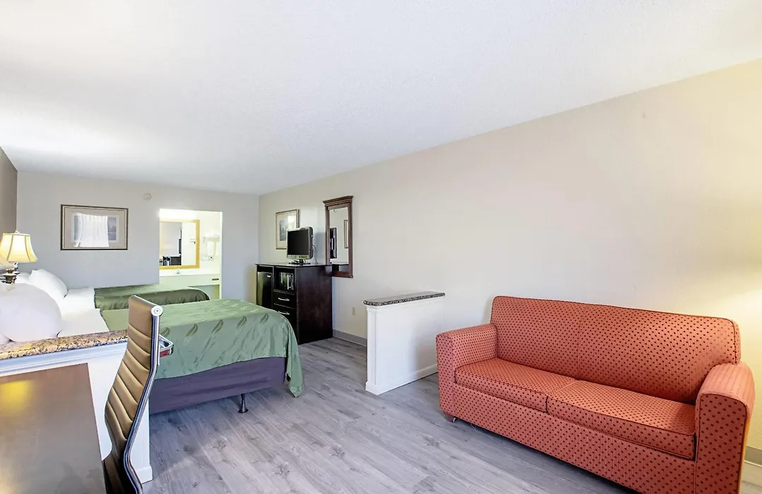Quality Inn & Suites Live Oak I-10 Exit 283-1