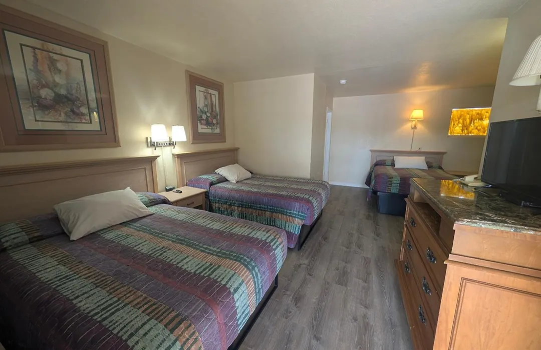 Economy Inn Safford-1