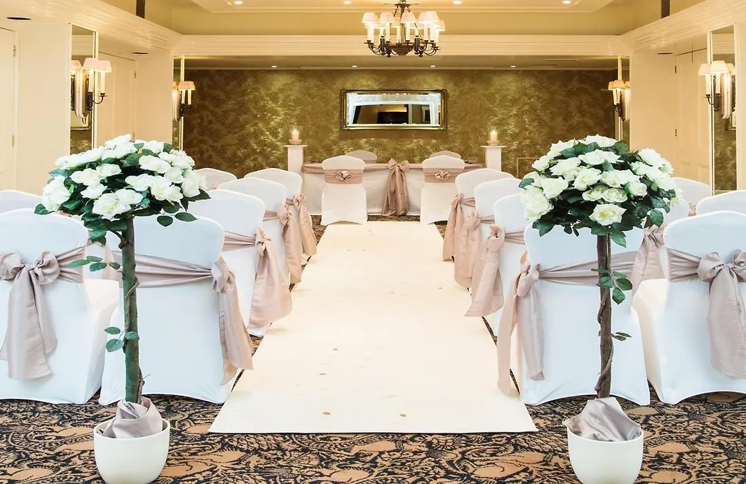 The Bull Hotel; Sure Hotel Collection By Best Western-1