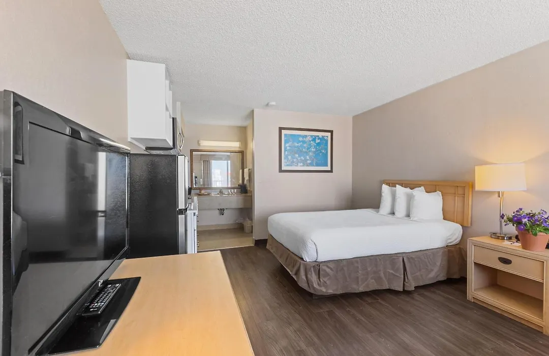 Ramada By Wyndham Houma-1