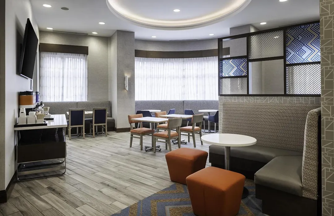 Hampton Inn Washington Dc - Convention Center-1