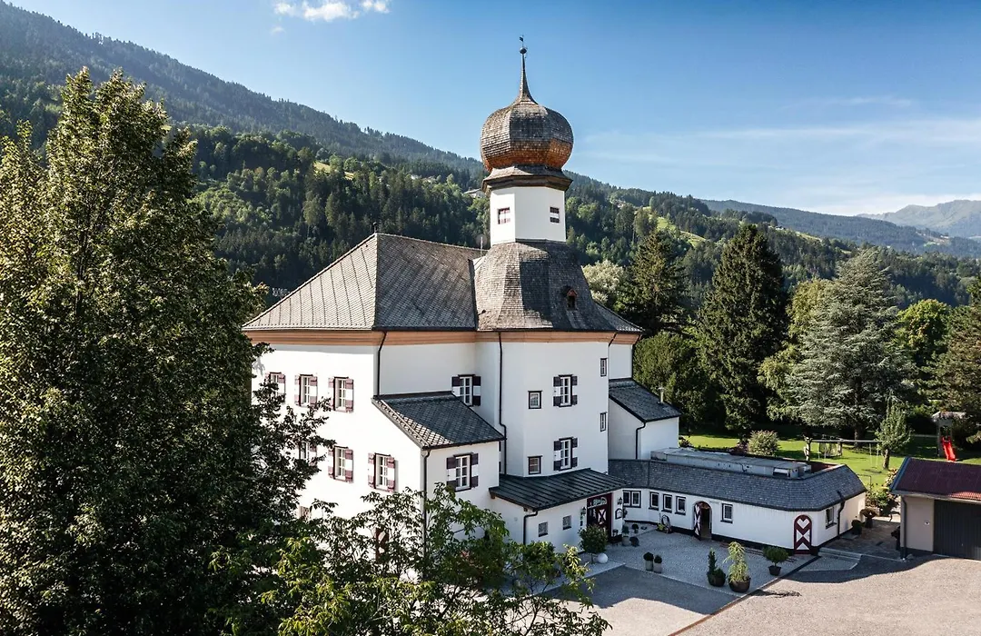 Schlosshotel Mitterhart-1