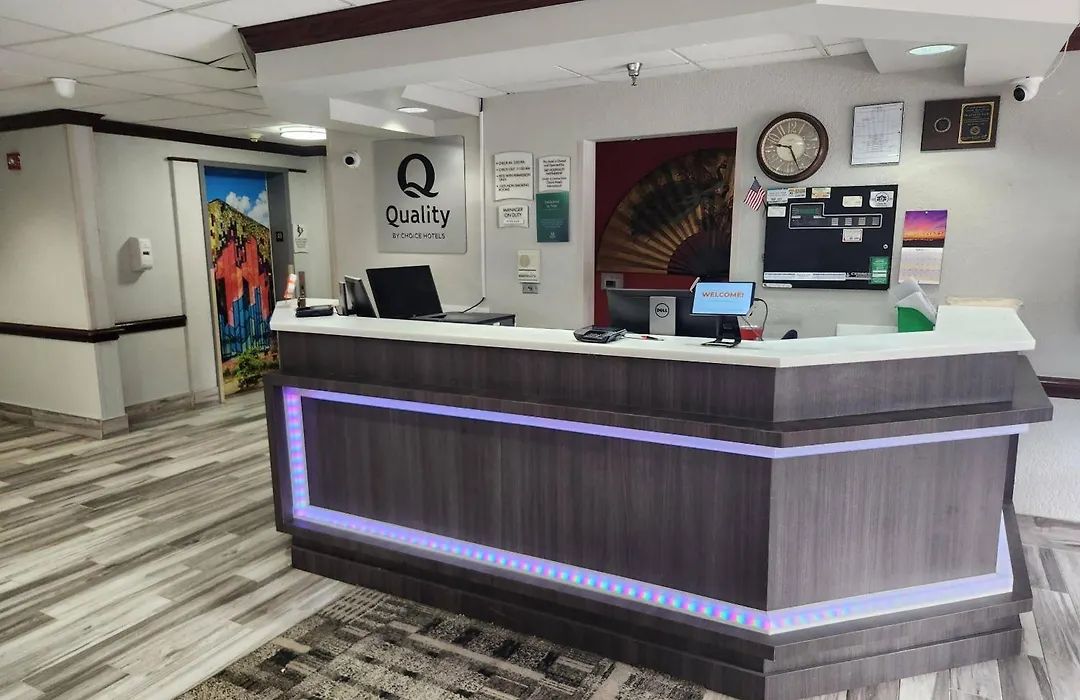 Quality Inn Overland Park Kansas City-1