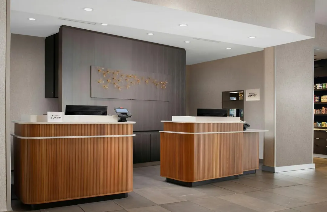Courtyard By Marriott New Orleans Metairie-1