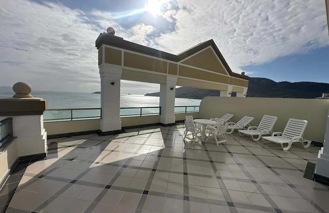 Golfinhos Apart Hotel-1