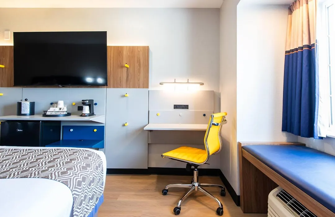 Microtel Inn & Suites By Wyndham London-1