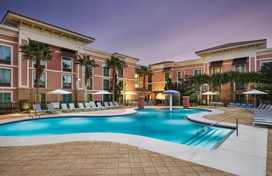 Hampton Inn & Suites Destin-1