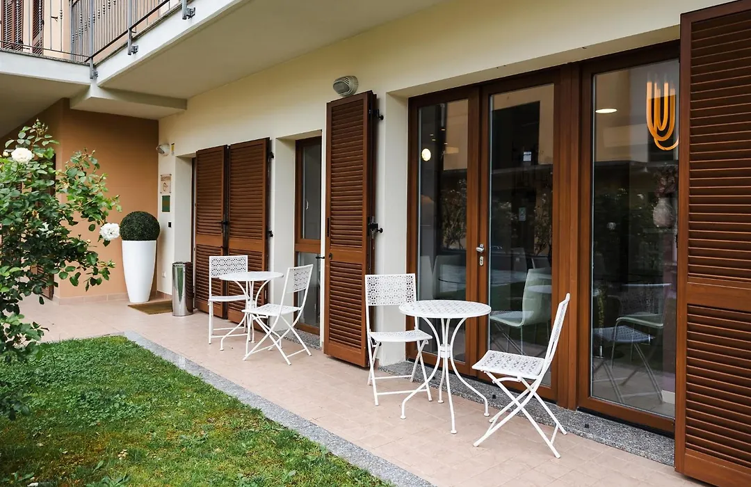 Hotel Rossovino Como-1