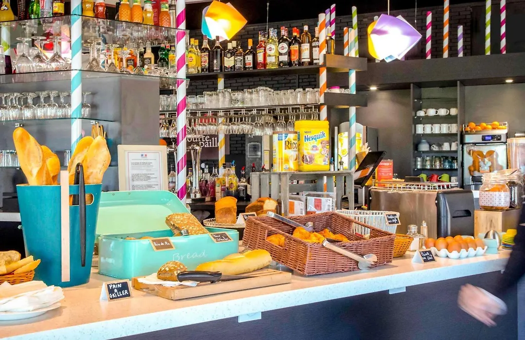 ibis Styles Fréjus St Raphael-1