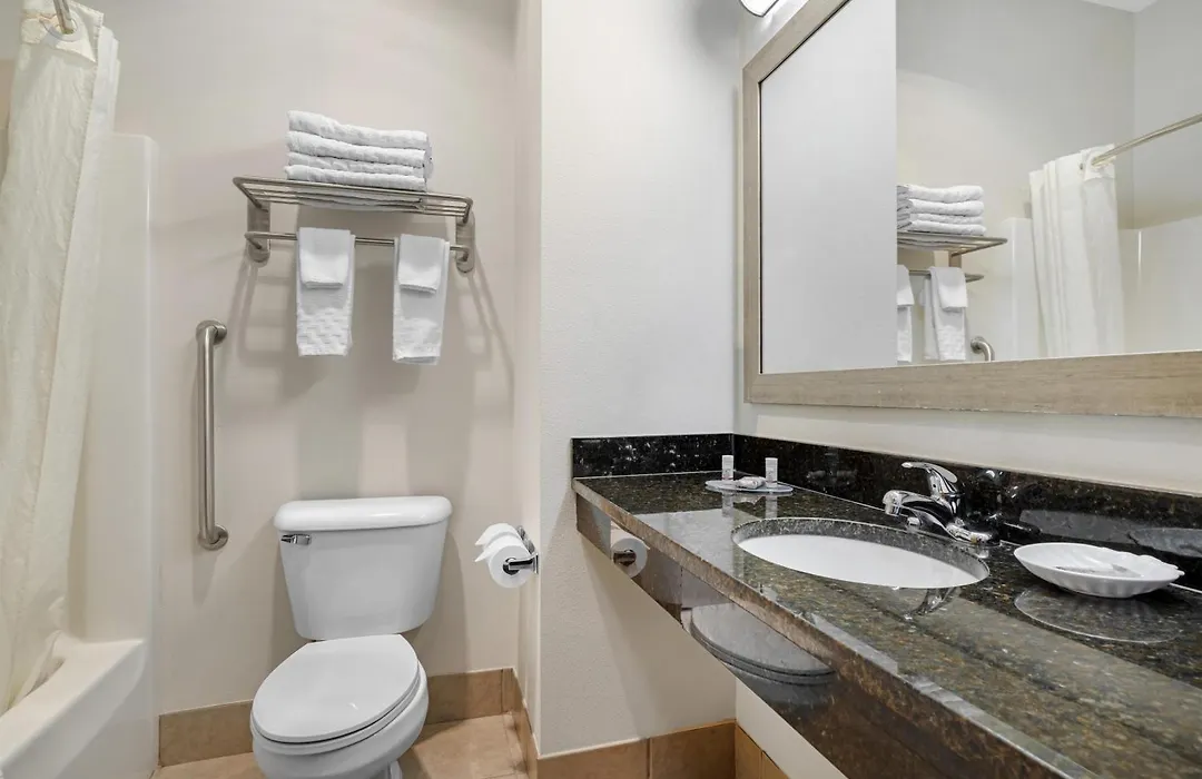 Best Western Plover-Stevens Point Hotel & Conference Center-1