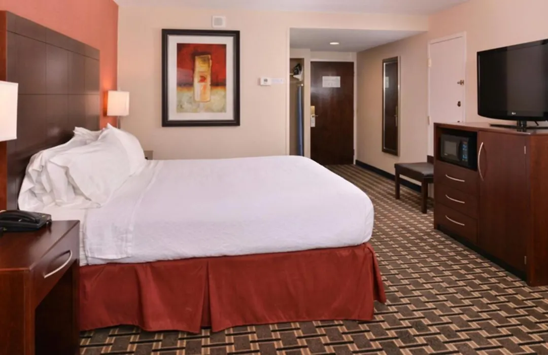 Holiday Inn New London By Ihg-1