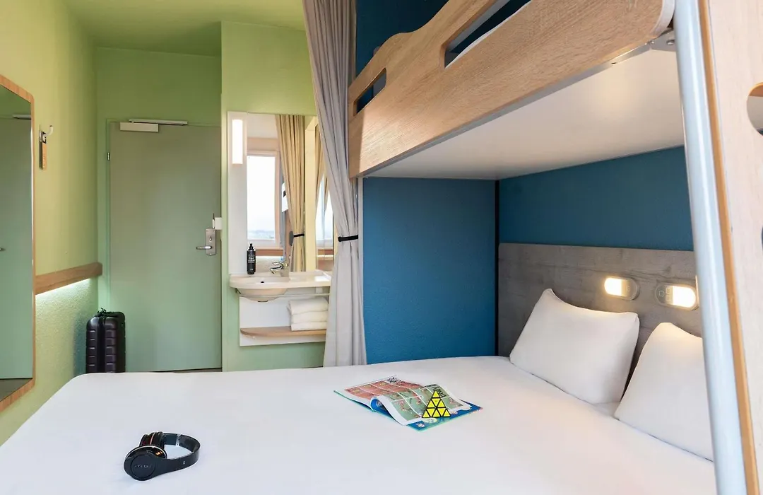 Ibis Budget Geneve Aeroport-1