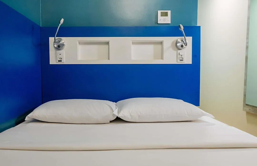 Ibis Budget Santos Gonzaga-1