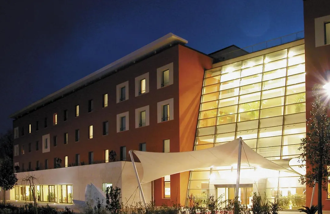 Mercure Genova San Biagio-1