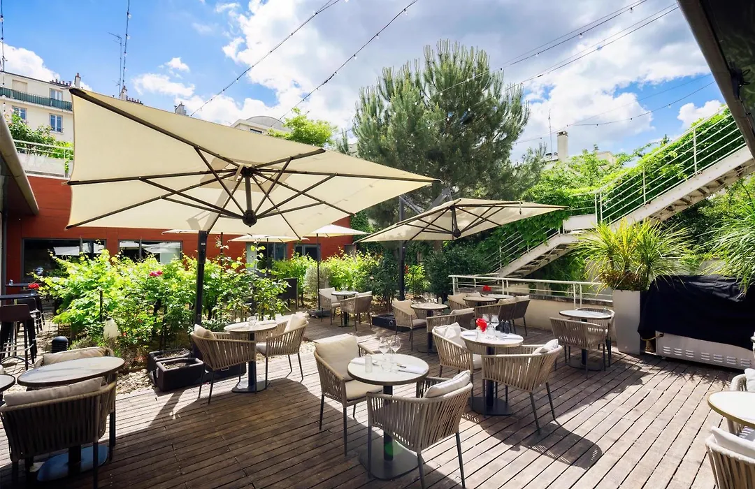 Doubletree By Hilton Paris Boulogne-1