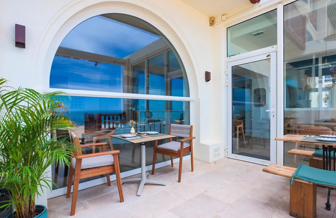 Hôtel de La Plage-1