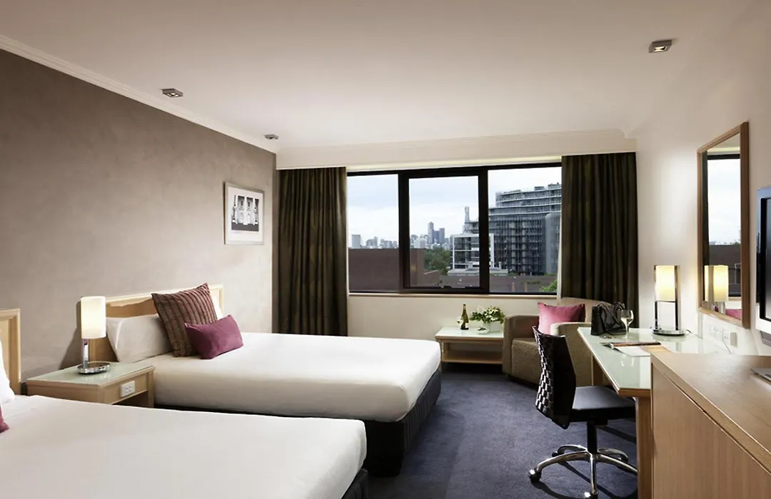 Mercure Melbourne Albert Park-1