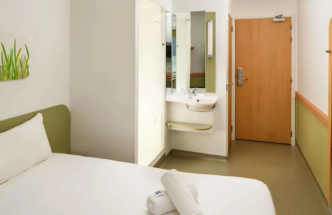 Ibis Budget Manchester Centre Pollard Street-1