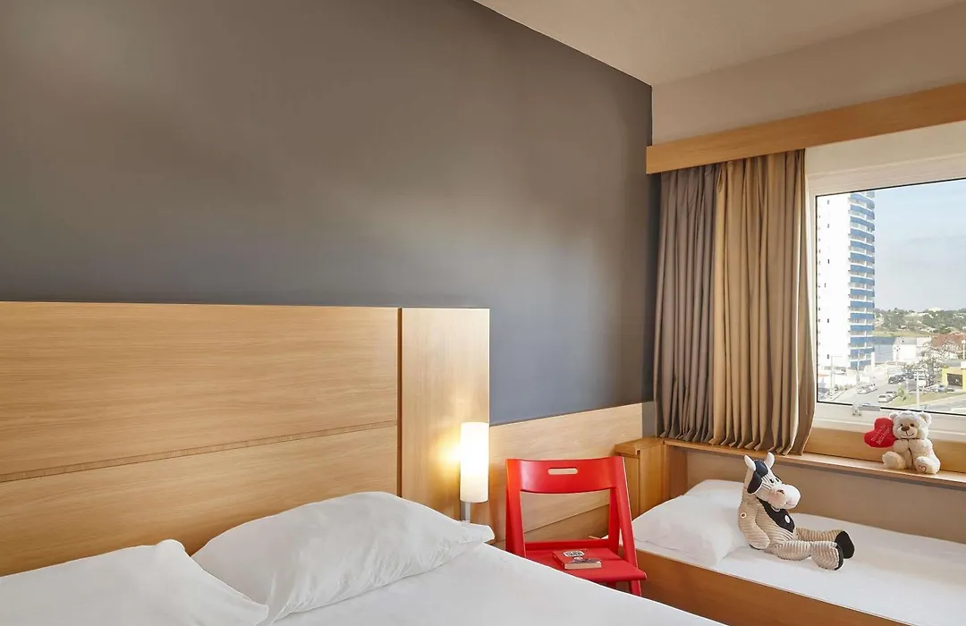 ibis Sao Jose dos Campos Dutra-1