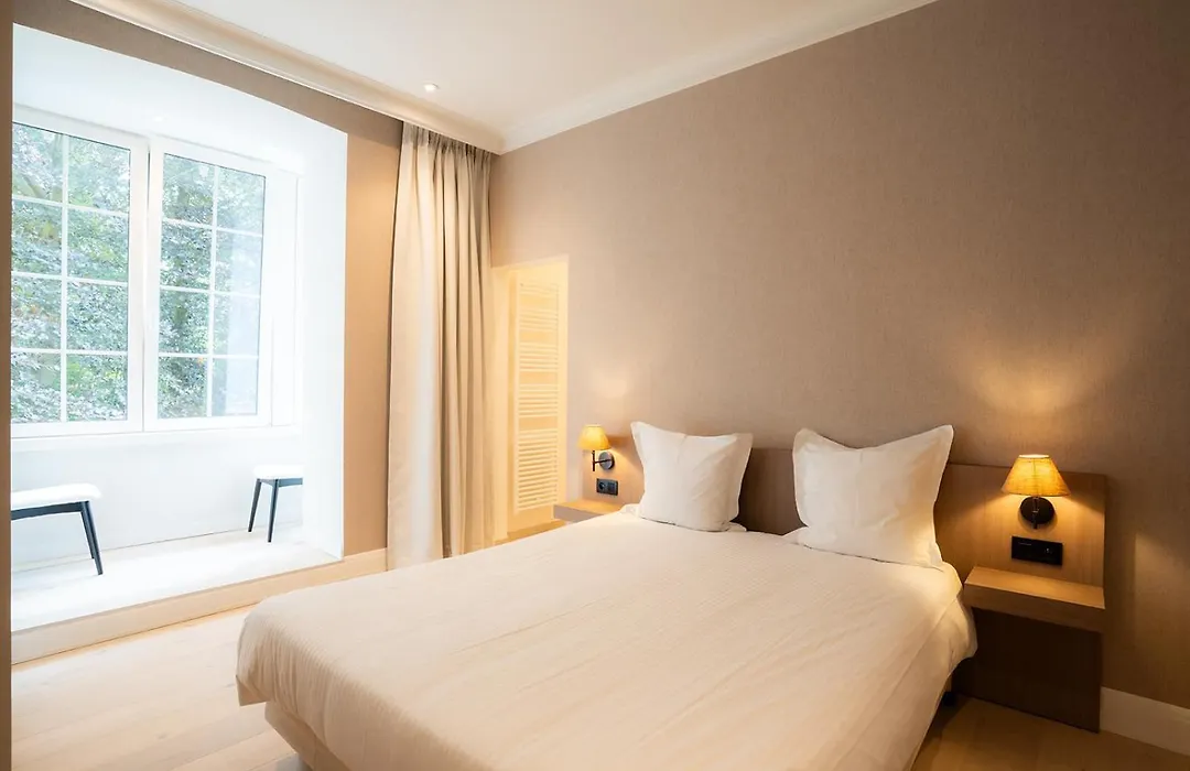 Hotel Lodewijk Van Male-1