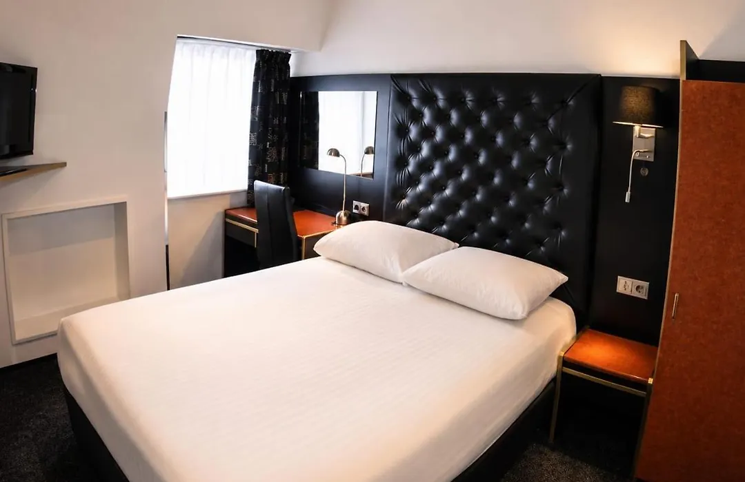 Budget Hotel Le Beau Rivage-1