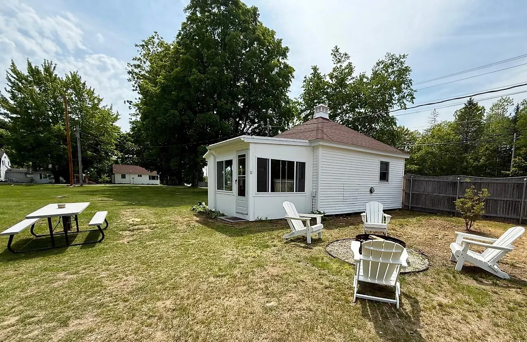Eden Village Motel And Cottages-1