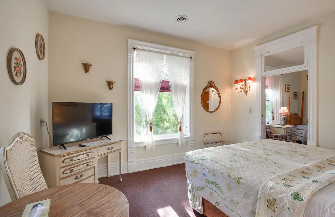 White Rose Inns & Motel-1