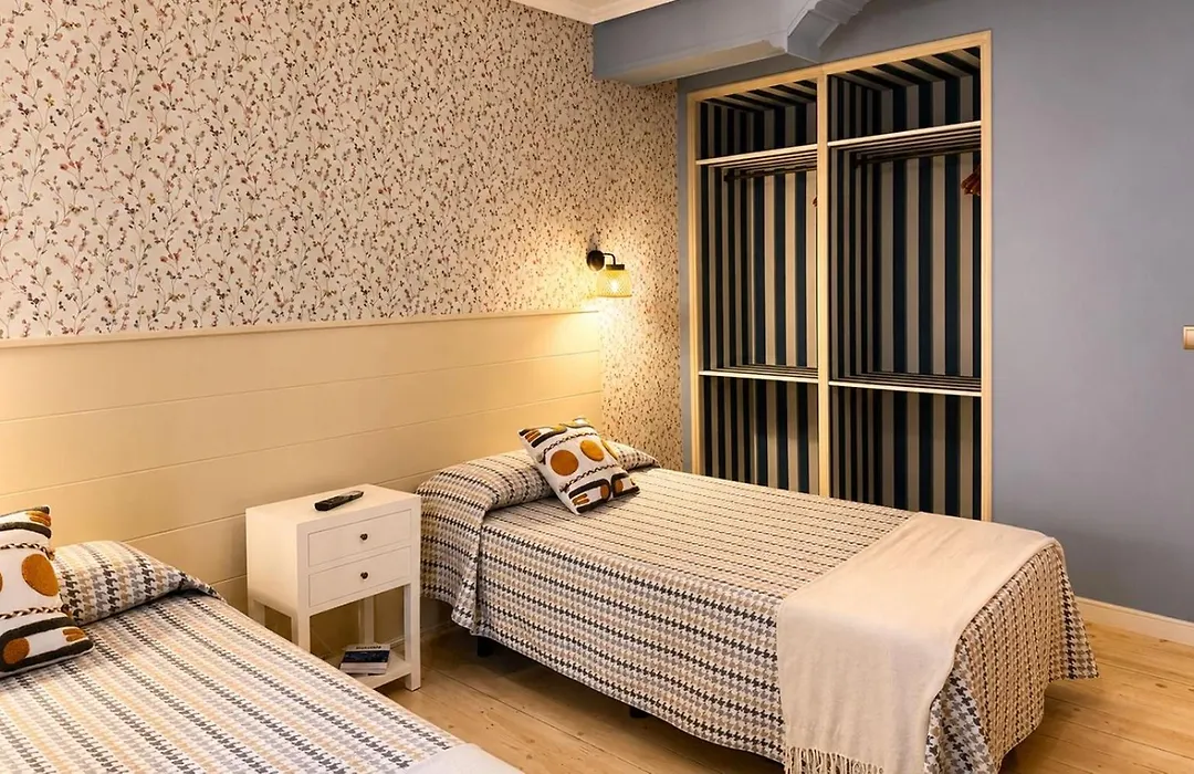 Hostal Boutique Puerta Del Sol-1