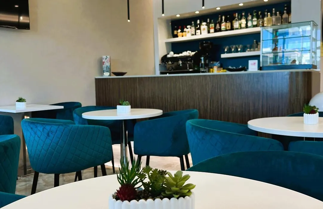 Hotel Perla Dello Ionio-1