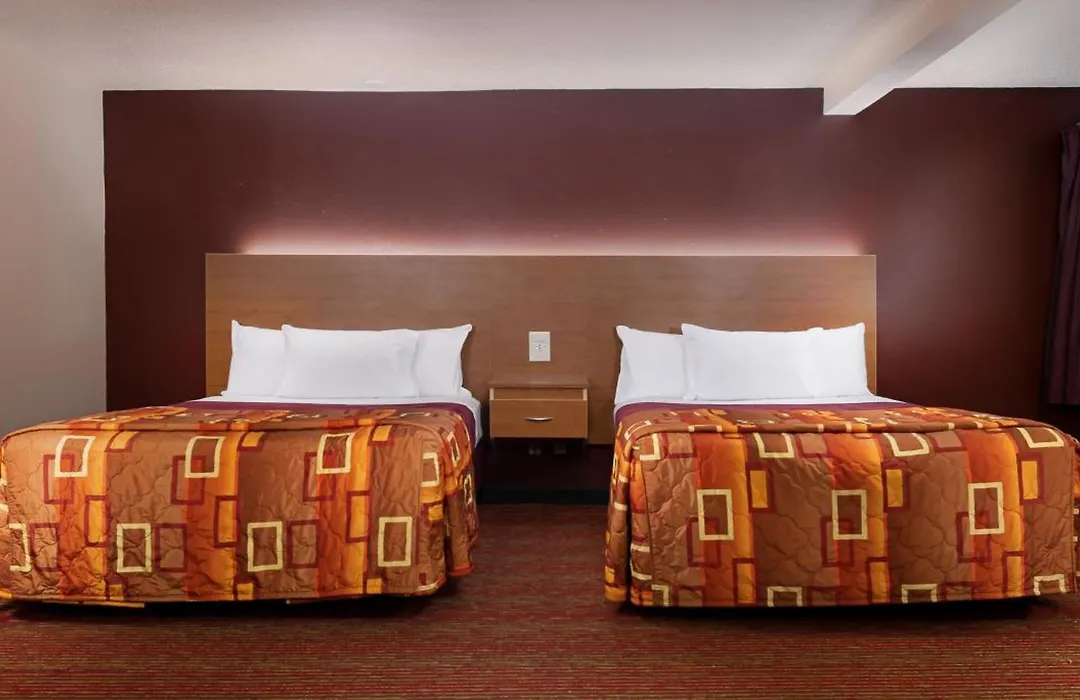 Grand Marquis Waterpark Hotel & Suites-1